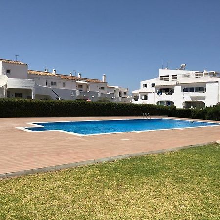 Cozy Apartment Near Oura Beach Albufeira Ngoại thất bức ảnh